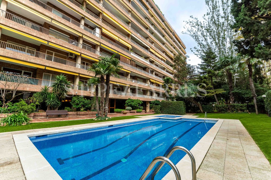 Penthouse in Les Corts, Barcelona, Spain 5 - 15001148