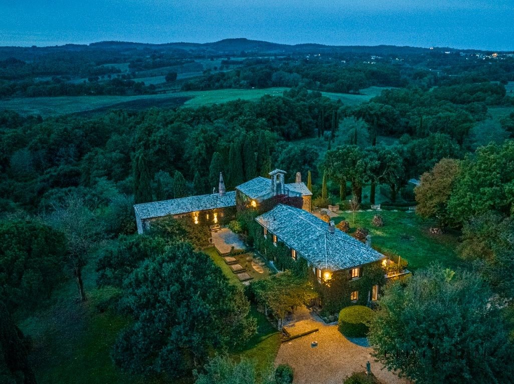 Estate in Orvieto, Umbria, Italy 1 - 15001507