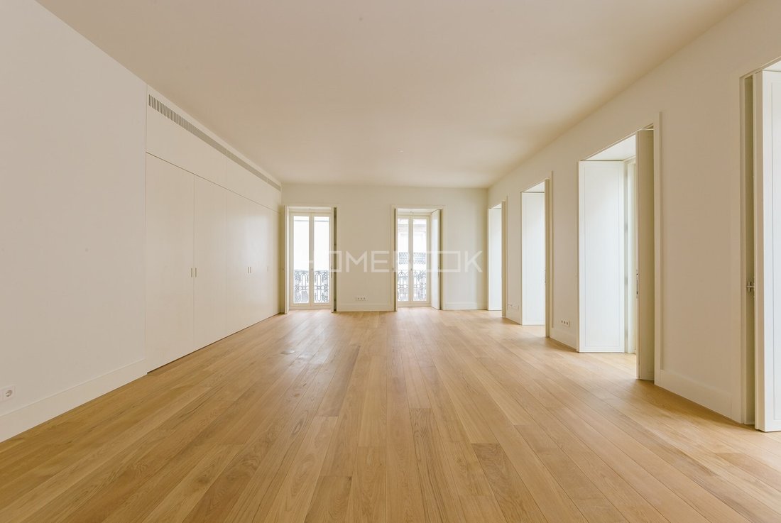 Apartment in Santo Antonio, Lisbon, Portugal 2 - 15001291