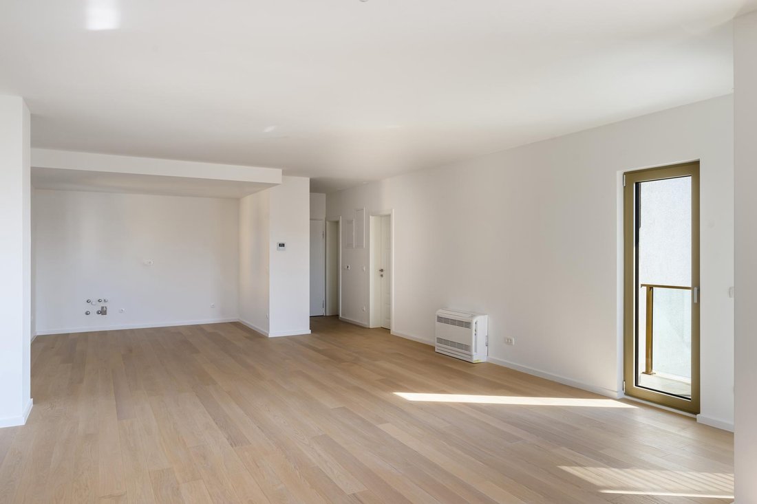 Apartment in Lucac-Manus, Split, Split-Dalmatia County 3 - 15002750