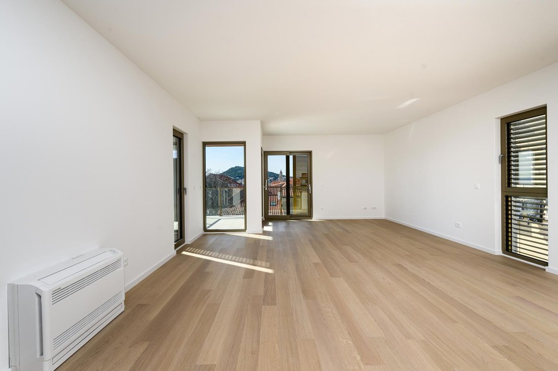 Apartment in Lucac-Manus, Split, Split-Dalmatia County 4 - 15002750