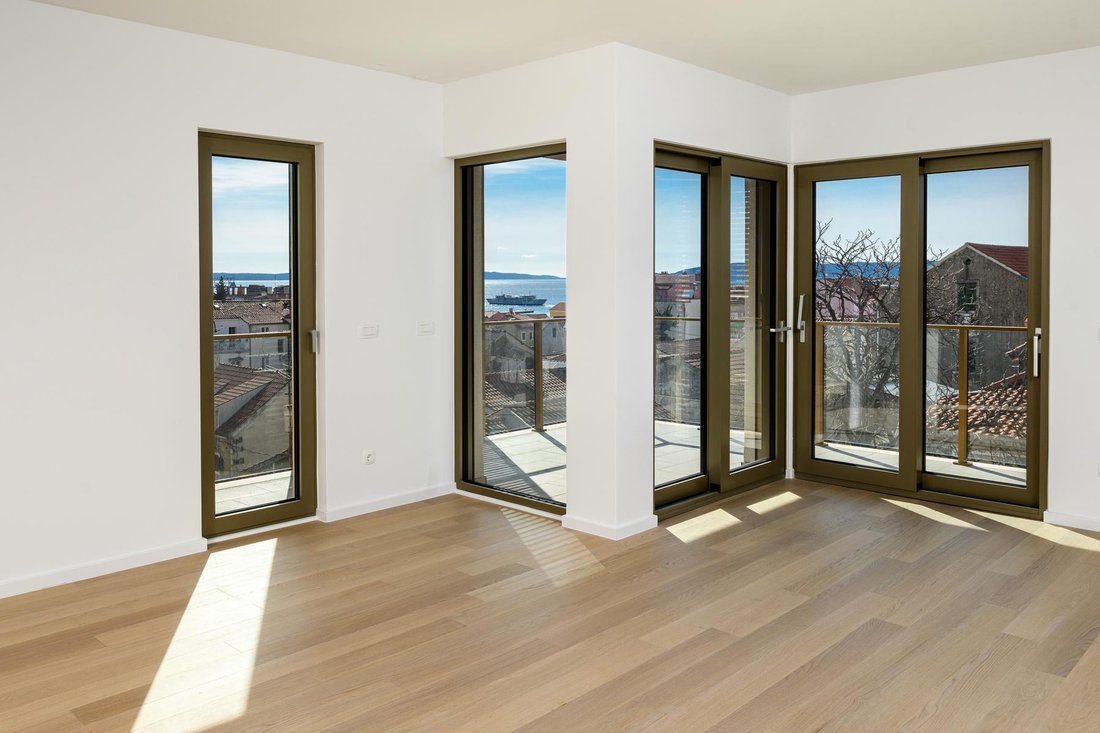 Apartment in Lucac-Manus, Split, Split-Dalmatia County 5 - 15002750