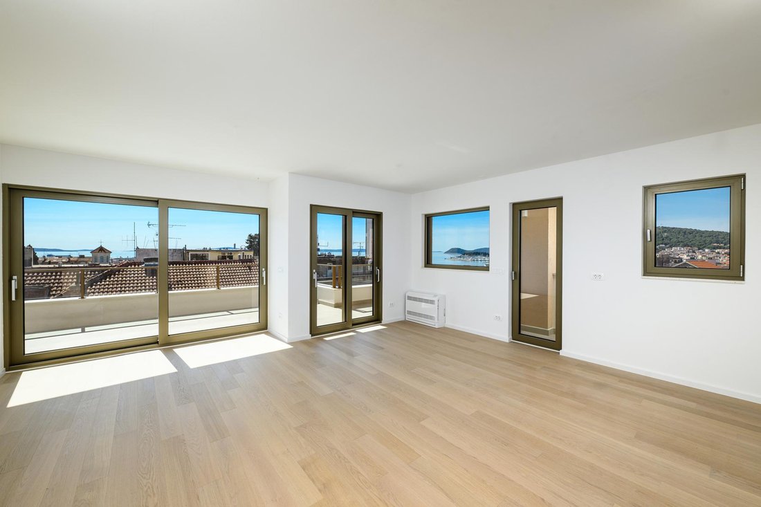 Apartment in Lucac-Manus, Split, Split-Dalmatia County 2 - 14347344