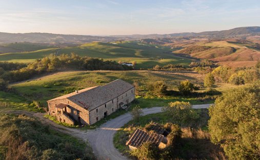 Casa di campagna a Radicofani, Toscana, Italia 1