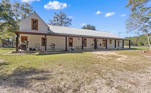 House in Bruce, Florida, United States 1