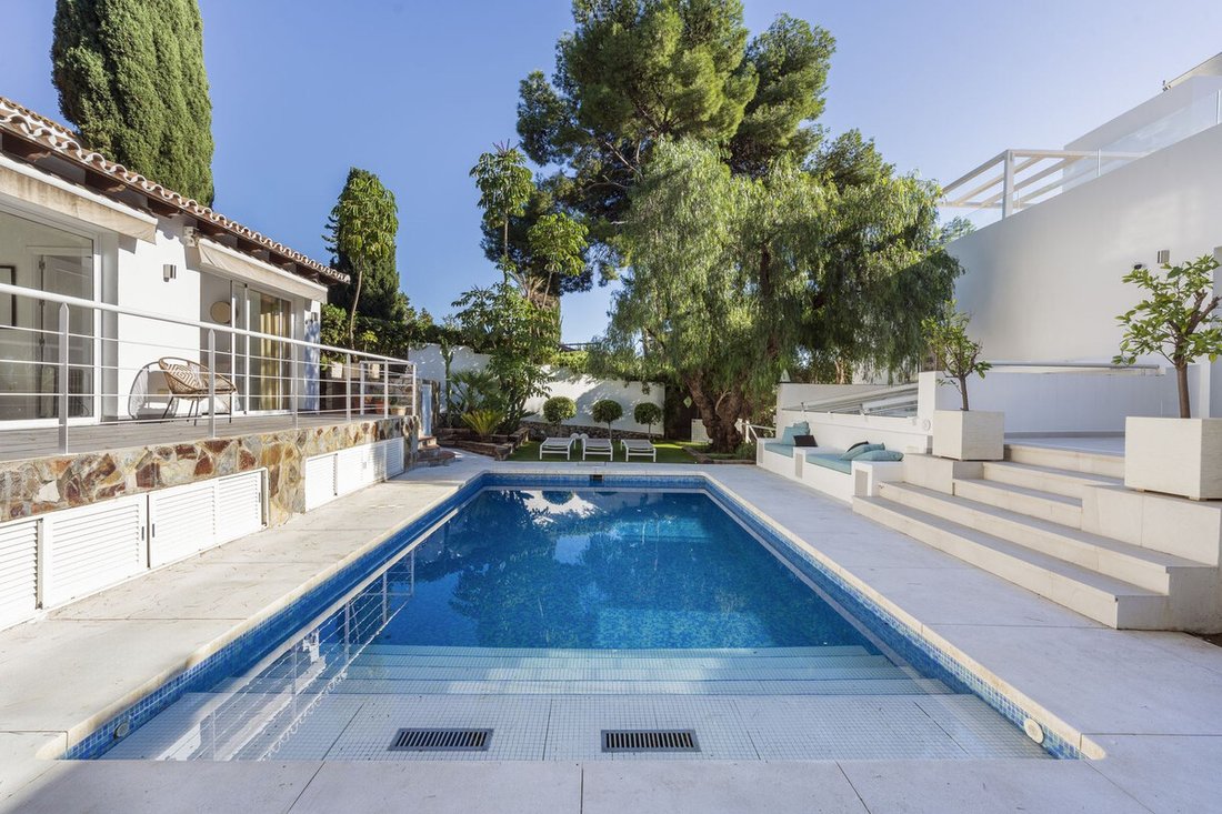Villa in Puerto Banus, Marbella, Spain 4 - 15003517