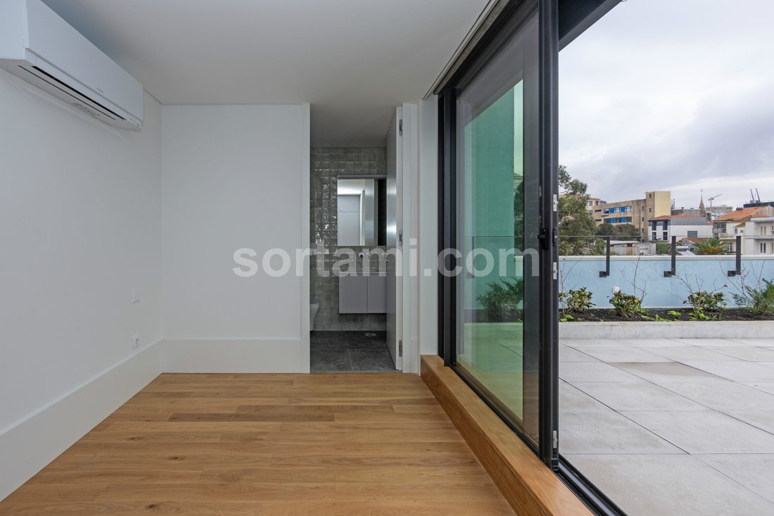 Apartment in Cedofeita, Santo Ildefonso, Se, Miragaia, Sao Nicolau e Vitoria, Porto District, Portugal 4 - 13717237