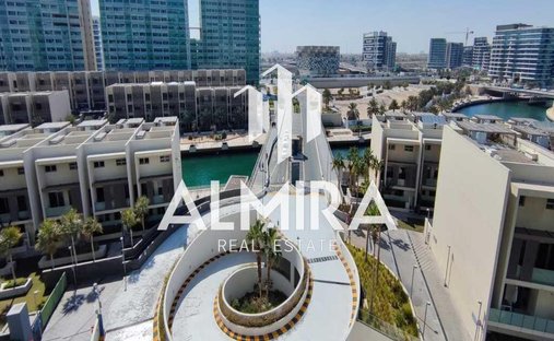 Apartment in Abu Dhabi, Abu Dhabi, United Arab Emirates 1