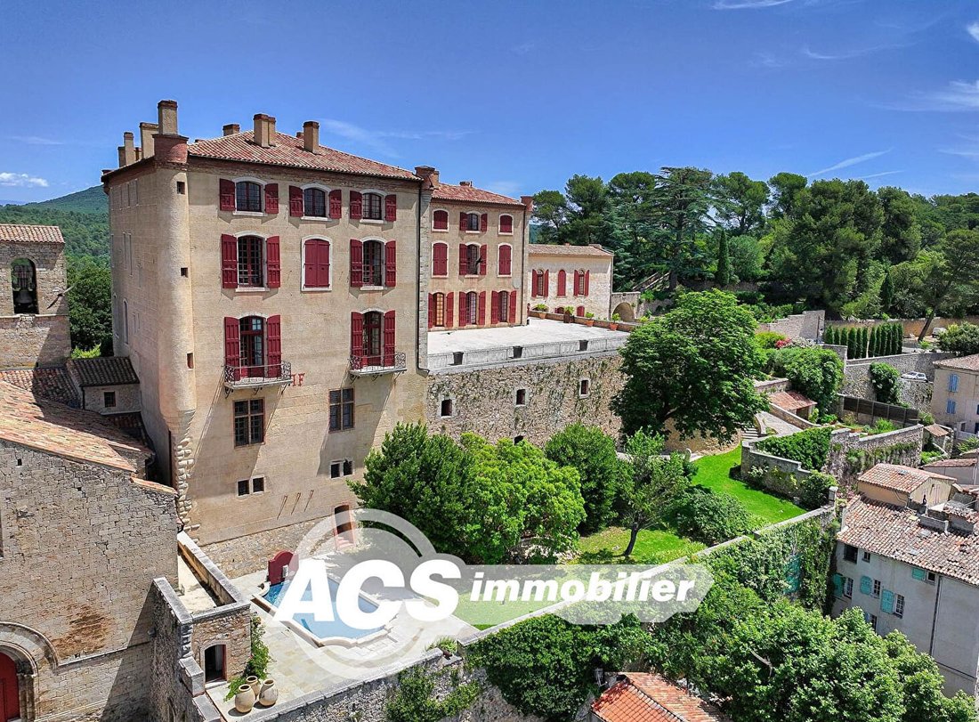 Château des Rêves Provençaux: A Timeless Crown in Sunlit Provence