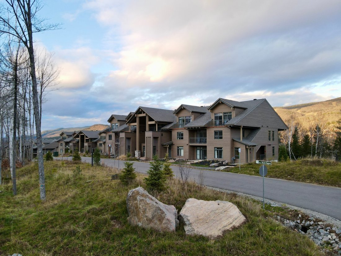 Curated visual reference: Gallery Detail: Verbier Tremblant Luxury By The Resort In Mont Tremblant Quebec
