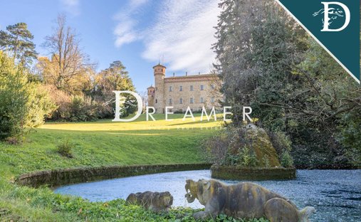 Villa in Gazzola, Emilia-Romagna, Italy 1