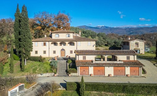 Villa en Castelfranco Piandiscò, Toscana, Italia 1