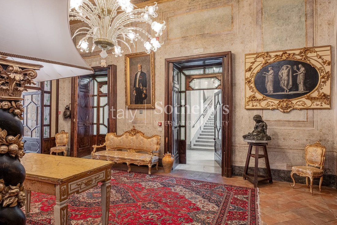 Apartment in Naples, Campania, Italy 4 - 15008533