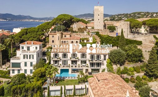 House in Cannes, Provence-Alpes-Côte d'Azur, France 1