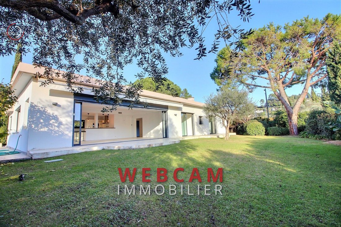 Villa in Mougins, Provence-Alpes-Côte d'Azur, France 2 - 15009097