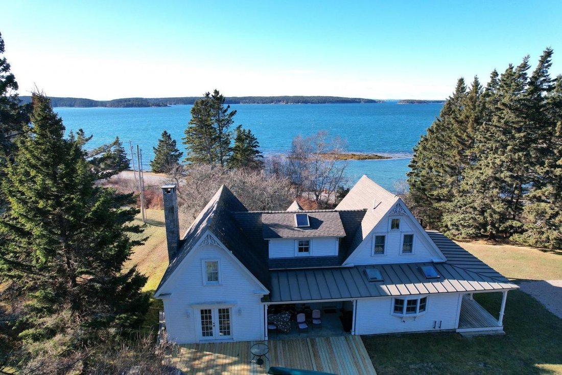 House in Swans Island, Maine, United States 3 - 14669653
