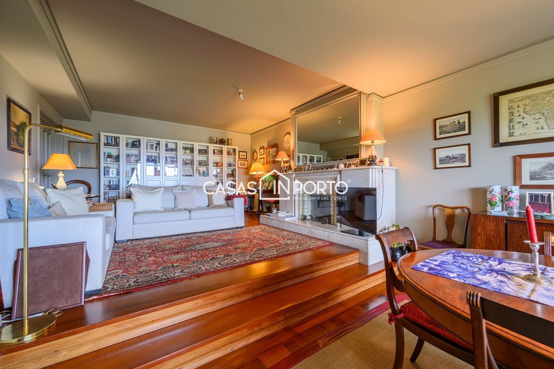 Apartment in Cedofeita, Santo Ildefonso, Se, Miragaia, Sao Nicolau e Vitoria, Porto District, Portugal 3 - 15009315