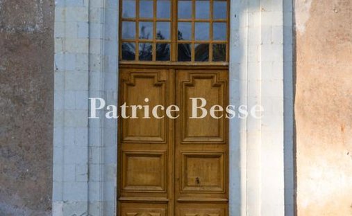 Haut Anjou 17th Century Mh Listed Castle With Outbuildings, 18ha (Option On 5ha More) Park, River,