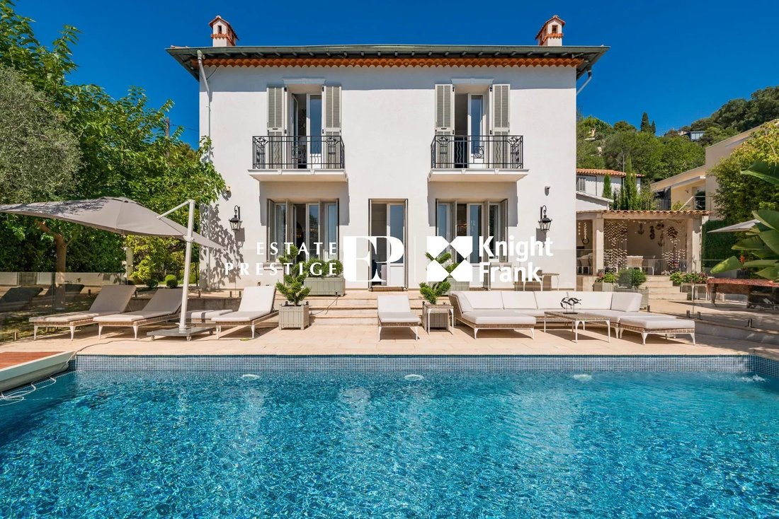 House in Èze, Provence-Alpes-Côte d'Azur, France 1 - 12590437