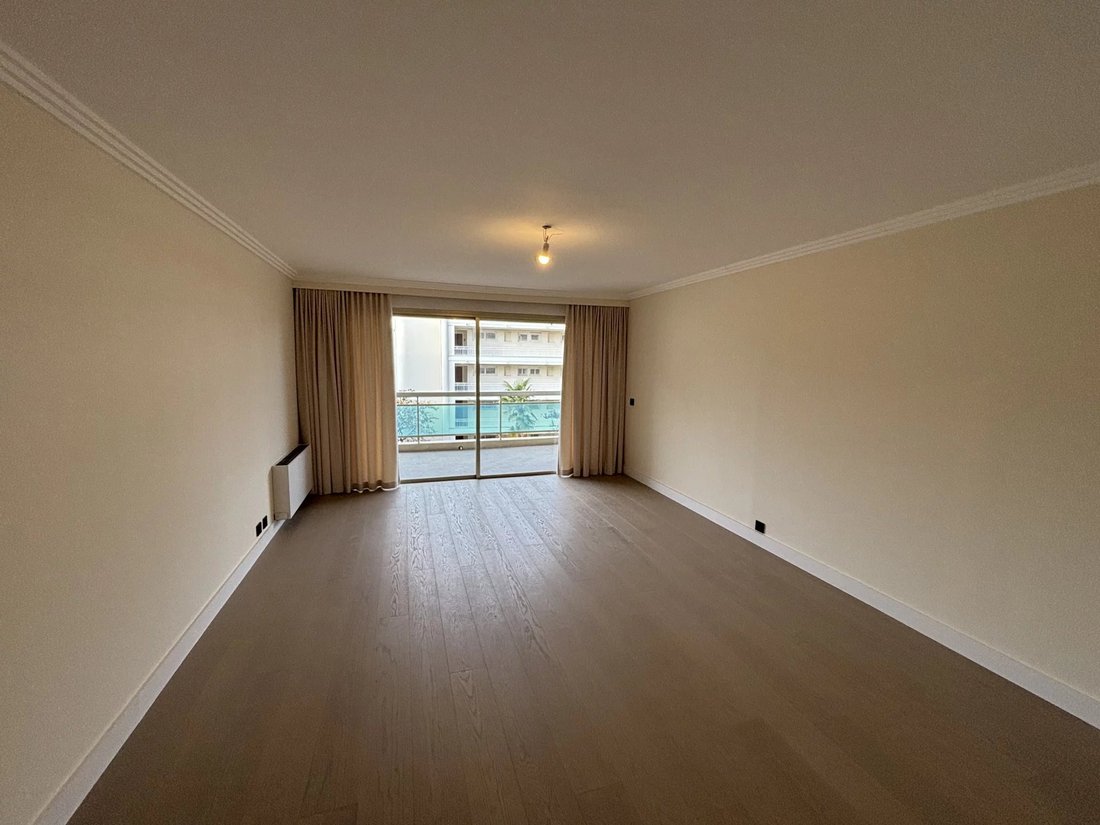 Apartment in Cimiez, Nice, France 1 - 15009573