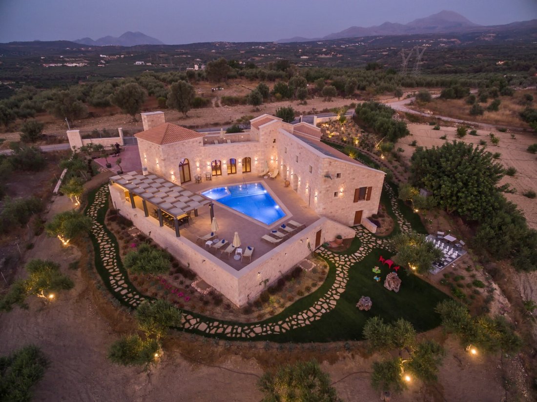 Villa in Crete, Greece 3 - 15009220