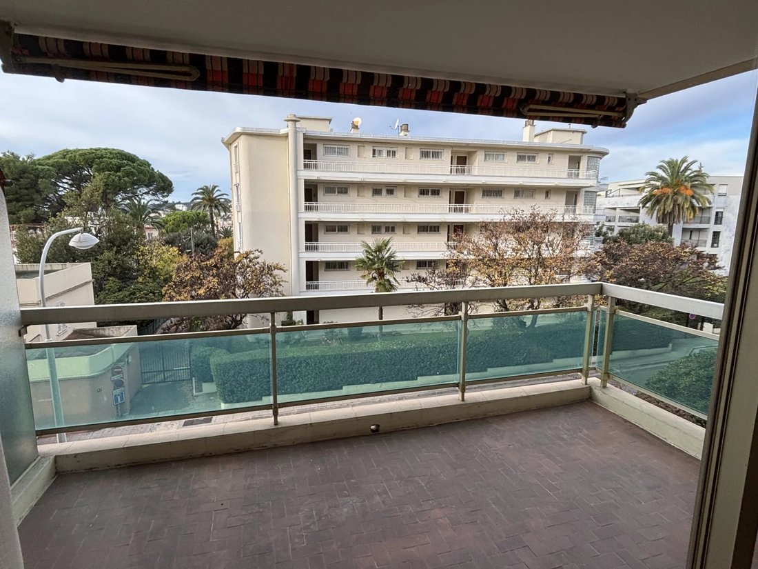 Apartment in Cimiez, Nice, France 2 - 15009573