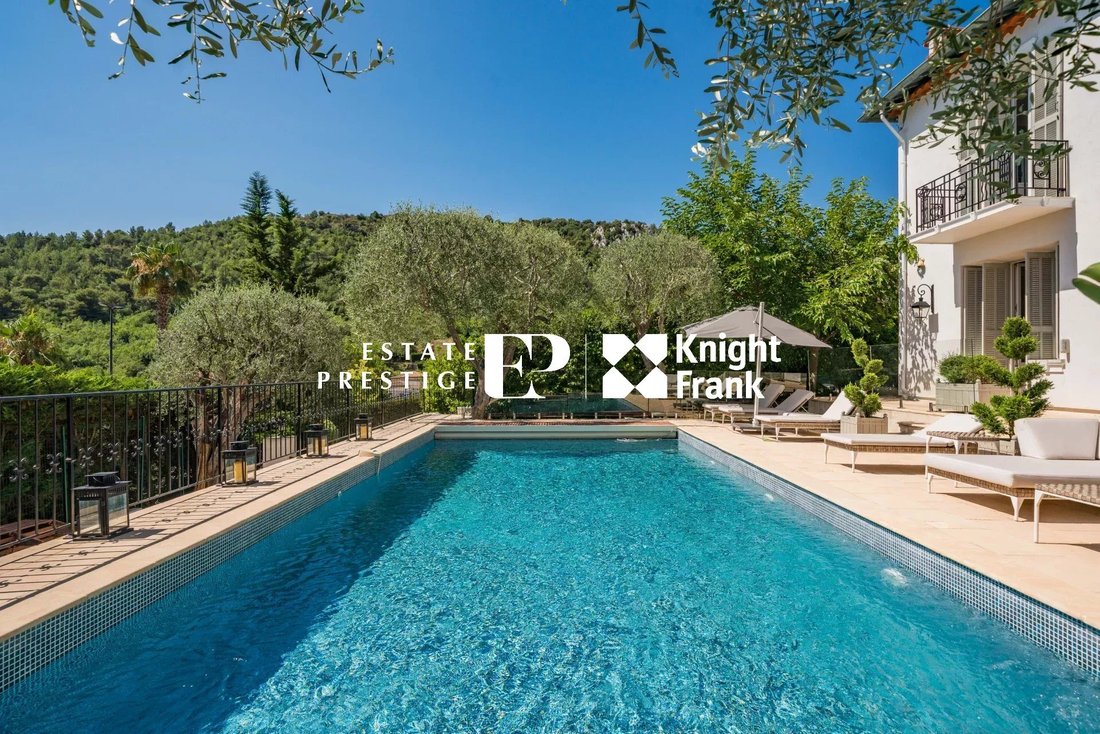 House in Èze, Provence-Alpes-Côte d'Azur, France 2 - 12590437