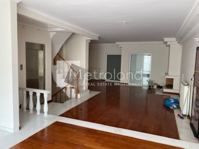 House in Glyfada, Attica, Greece 1 - 15009912