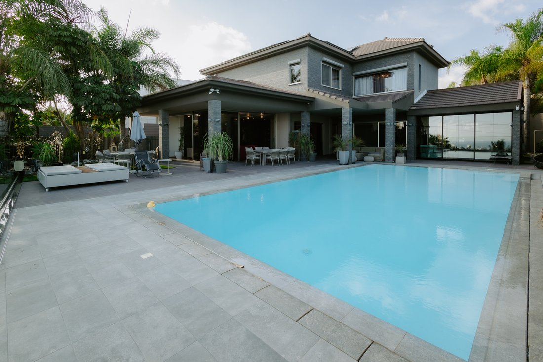 Villa in Agios Athanasios, Limassol, Cyprus 1 - 15012271