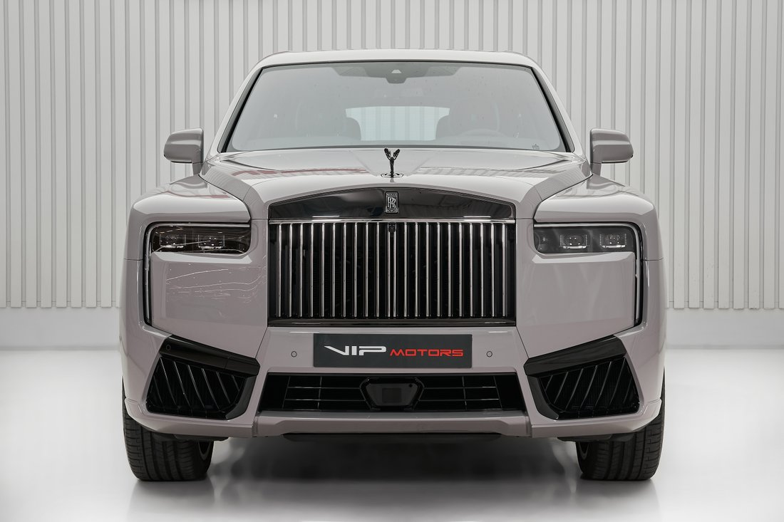 Suv in Dubai, Dubai, United Arab Emirates 2 - 15018933