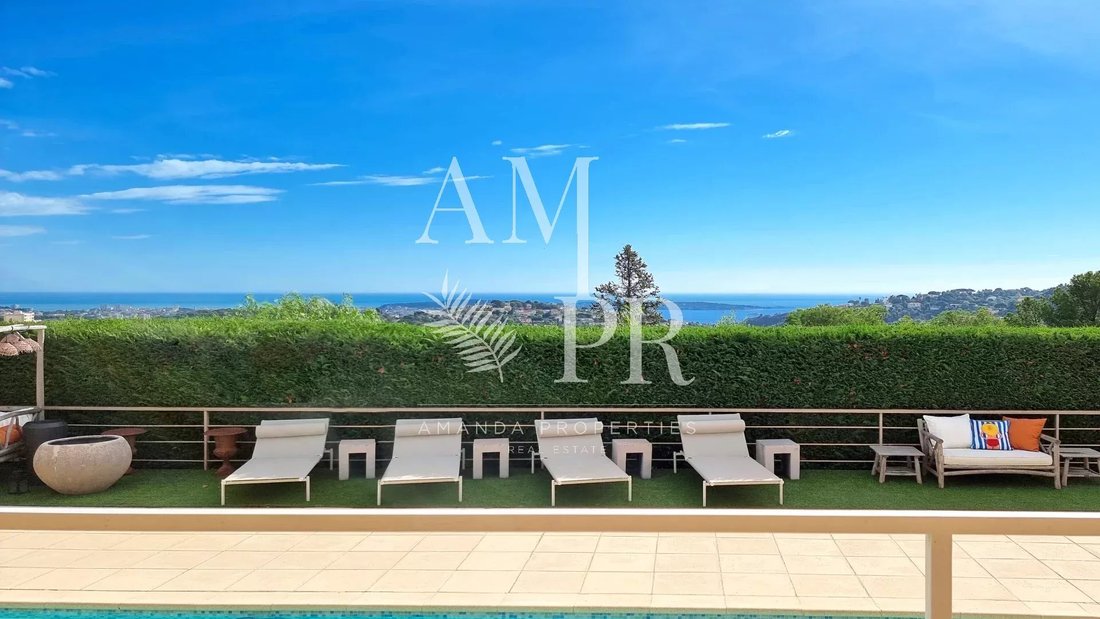 Villa in Cannes, Provence-Alpes-Côte d'Azur, France 2 - 10877345