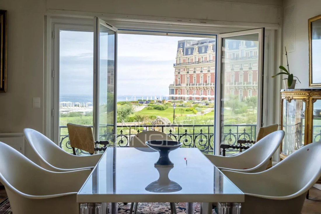 Apartment in Mairie-Marne, Biarritz, France 2 - 14576033
