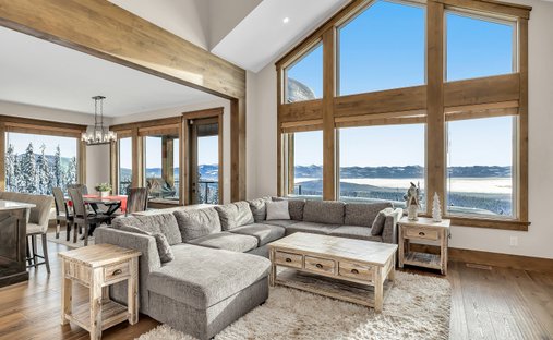 House in Beaverdell, British Columbia, Canada 1