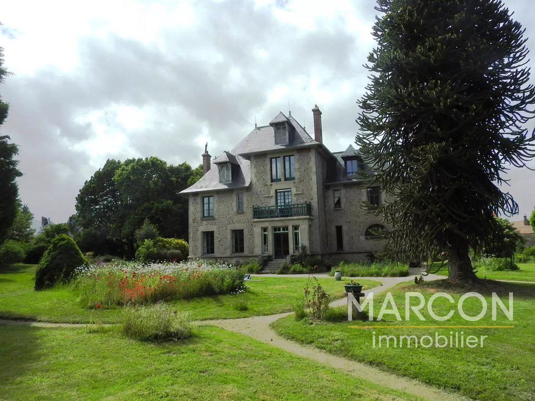 House in Aubusson, Nouvelle-Aquitaine, France 1 - 15016525