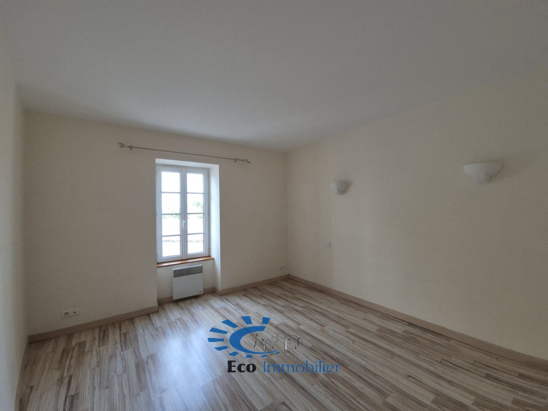 House in Saint-Rogatien, Nouvelle-Aquitaine, France 2 - 14768693