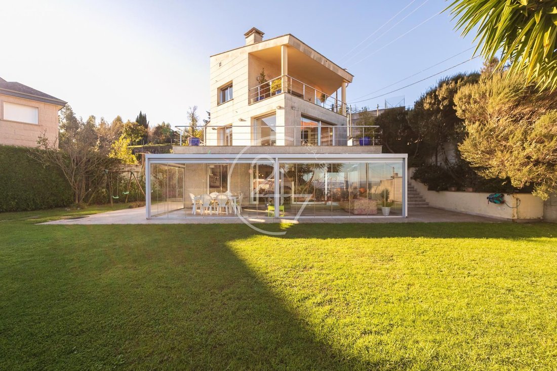 Villa in Lavadores, Vigo, Spain 1 - 15012670
