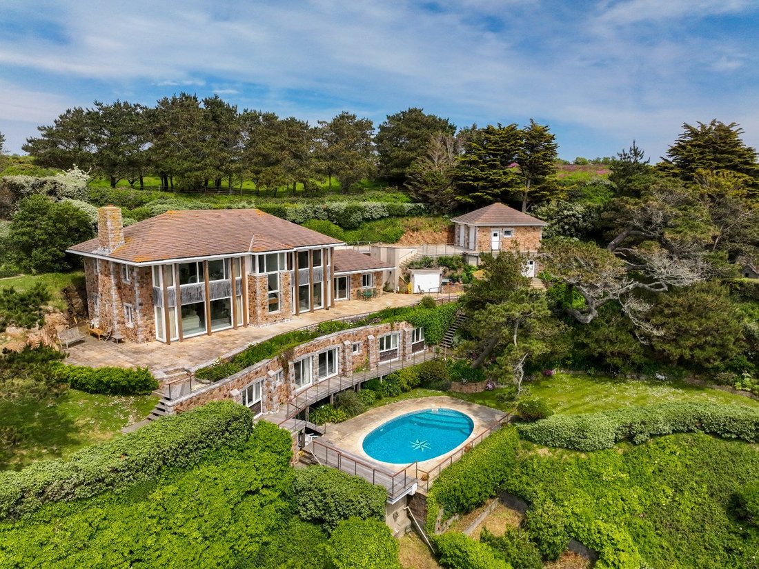 House in Guernsey, Guernsey 3 - 15015310