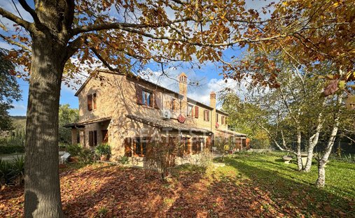 Estate in Chianciano Terme, Tuscany, Italy 1
