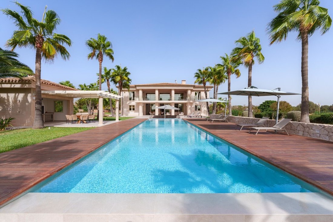 Villa in es Llombards, Santanyi, Balearic Islands 1 - 15016520