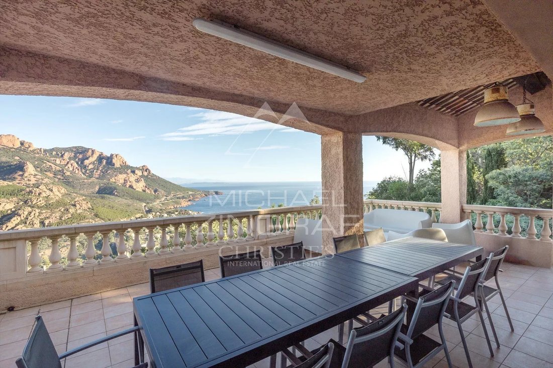 Villa in Le Dramont-Agay-Anthéor-Le Trayas, Saint-Raphaël, France 3 - 15016702