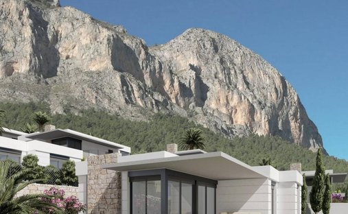 Villa in Polop, Valencian Community, Spain 1