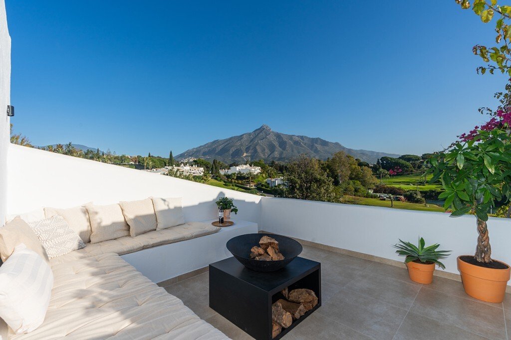 Penthouse in Marbella, Andalusia, Spain 5 - 15013904