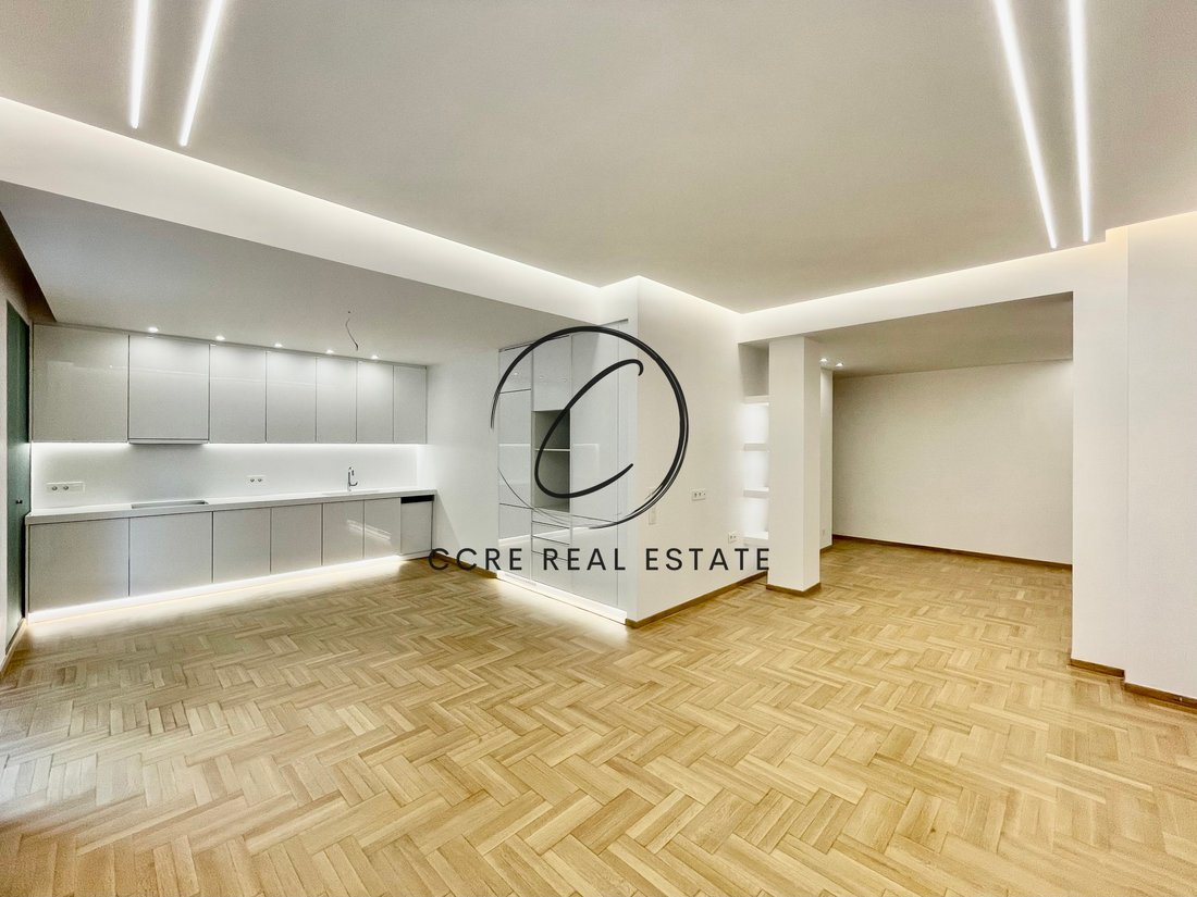Apartment in Sunoikia Kolonakiou, 1st District of Athens, Athens 5 - 15014583