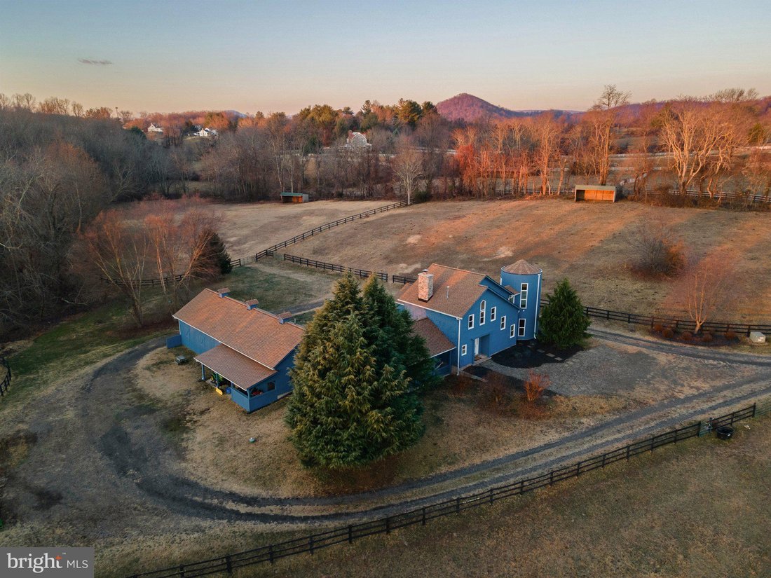 House in Hume, Virginia, United States 1 - 15016231