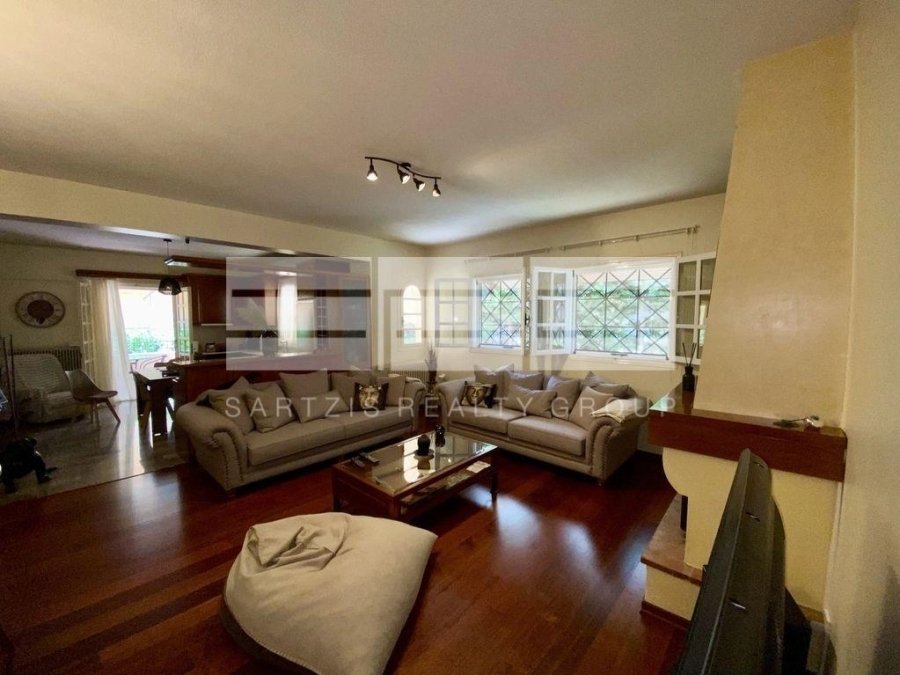 Apartment in Kifisia, Attica, Greece 1 - 13439506