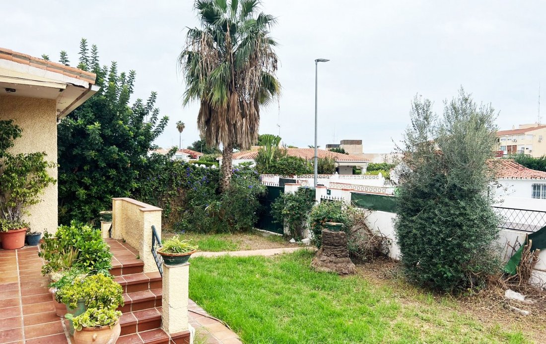 Chalet in Arroyo de la Miel, Benalmadena, Andalusia 1 - 15017243