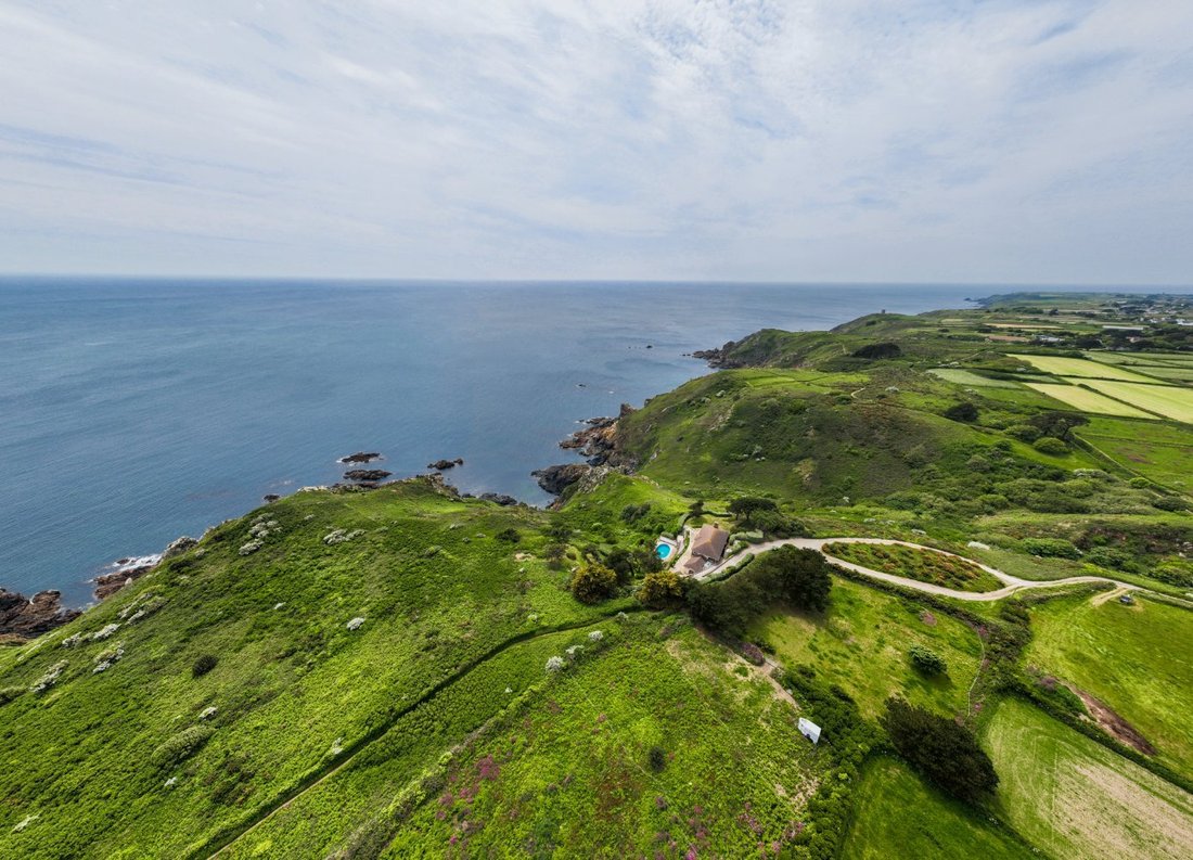 House in Guernsey, Guernsey 5 - 15015310