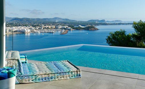 Villa in Santa Eulària des Riu, Balearische Inseln, Spanien 1