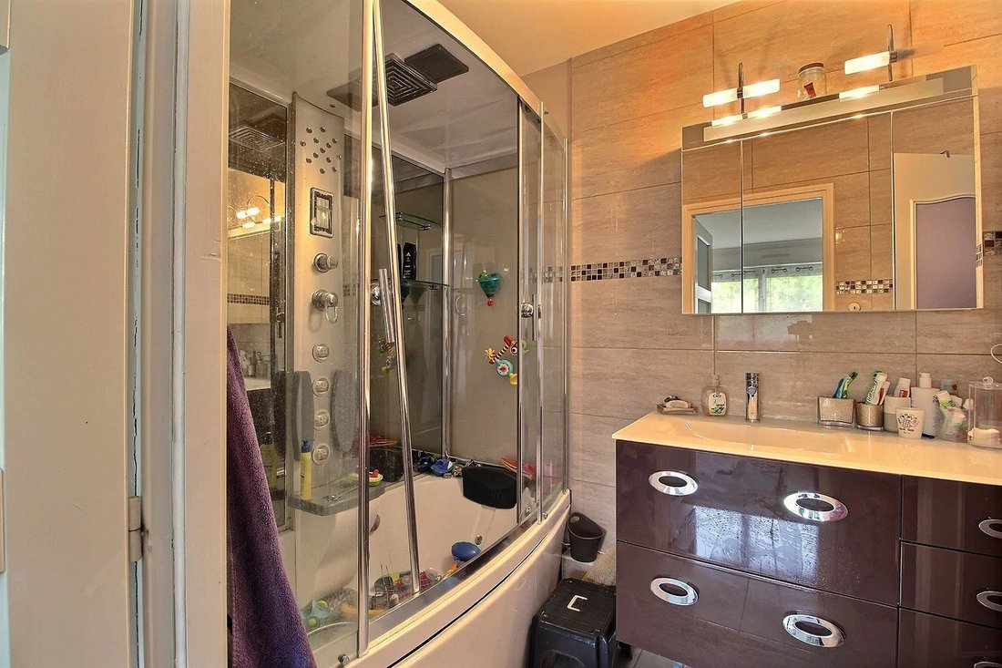 Apartment in La Varenne, Saint-Maur-des-Fossés, France 5 - 15016605