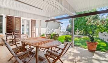 House in �chichens, Vaud, Switzerland 1